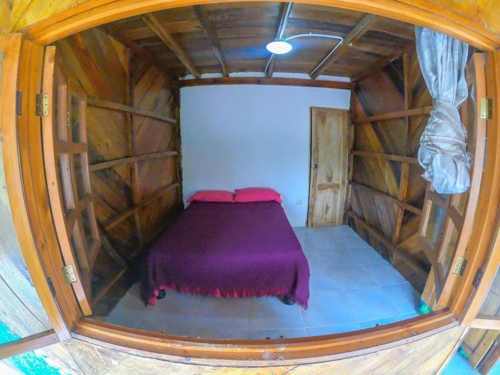 Хостел Iguana Beach House Монтаньїта Екстер'єр фото